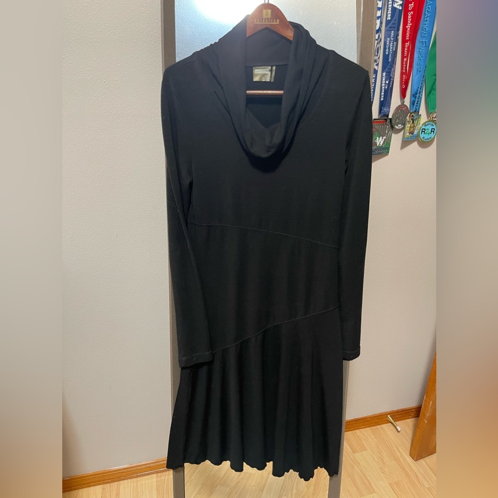 Women’s Athleta black cowl neck dress